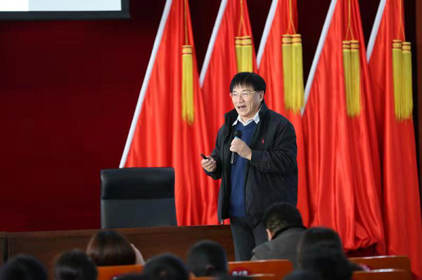 哈尔滨工业大学李建中教授应邀来澳门平台做学术讲座