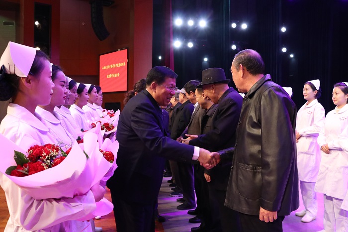 澳门官方十大网投平台排行榜入口高等医学教育60周年纪念暨学术报告会隆重举行