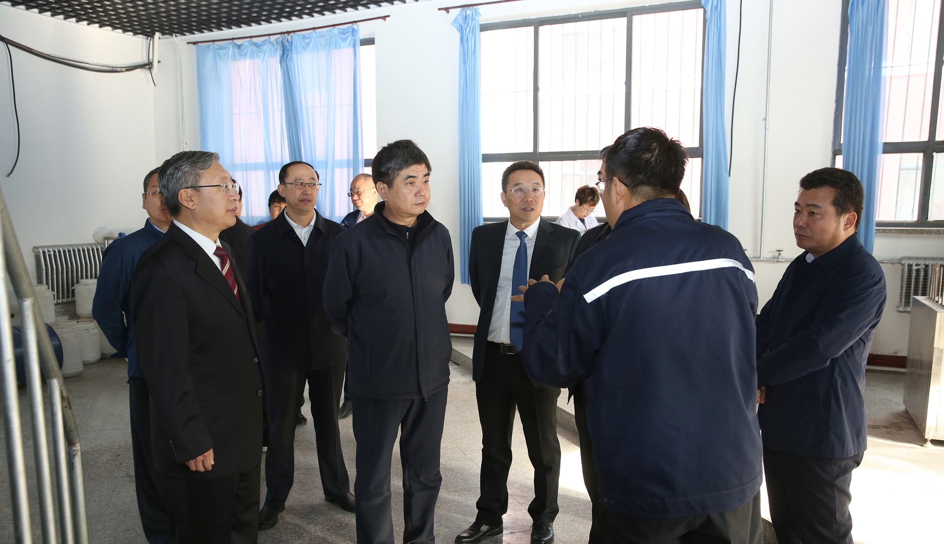 省科技厅党组书记张新伟莅临指导工作